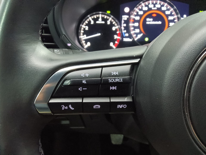 Mazda Mazda 3 2.5L E-SKY G MHEV Takumi 103 kW (140 CV) KM0 en Lleida Mazda Mazda 3 2.5L E-SKY G MHEV Takumi 103 kW (140 CV) KM0 en Lleida