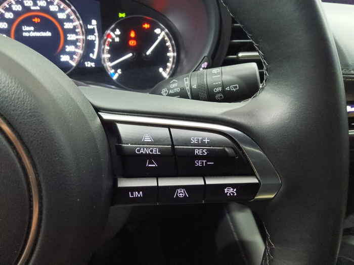 Mazda Mazda 3 2.5L E-SKY G MHEV Takumi 103 kW (140 CV) KM0 en Lleida Mazda Mazda 3 2.5L E-SKY G MHEV Takumi 103 kW (140 CV) KM0 en Lleida