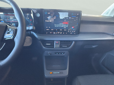 Ford Tourneo Courier BEV 43,5kWh Active Auto 100 kW (136 CV) 9 Ford Tourneo Courier BEV 43,5kWh Active Auto 100 kW (136 CV) 9