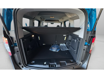 Ford Tourneo Courier BEV 43,5kWh Active Auto 100 kW (136 CV) 19 Ford Tourneo Courier BEV 43,5kWh Active Auto 100 kW (136 CV) 19