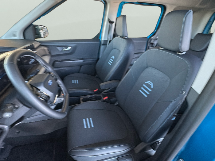 Ford Tourneo Courier BEV 43,5kWh Active Auto 100 kW (136 CV) 13 Ford Tourneo Courier BEV 43,5kWh Active Auto 100 kW (136 CV) 13