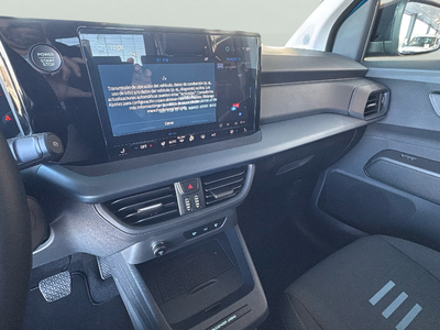 Ford Tourneo Courier BEV 43,5kWh Active Auto 100 kW (136 CV) 11 Ford Tourneo Courier BEV 43,5kWh Active Auto 100 kW (136 CV) 11