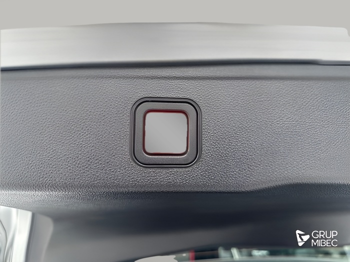 Jeep Avenger 1.2 G Summit 74 kW (100 CV) Vehículo usado en Lleida Jeep Avenger 1.2 G Summit 74 kW (100 CV) Vehículo usado en Lleida