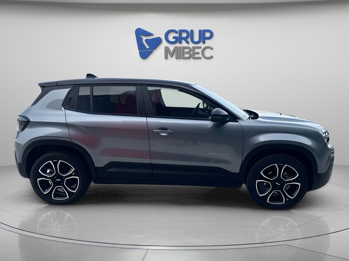 Jeep Avenger 1.2 G Summit 74 kW (100 CV) Vehículo usado en Lleida Jeep Avenger 1.2 G Summit 74 kW (100 CV) Vehículo usado en Lleida