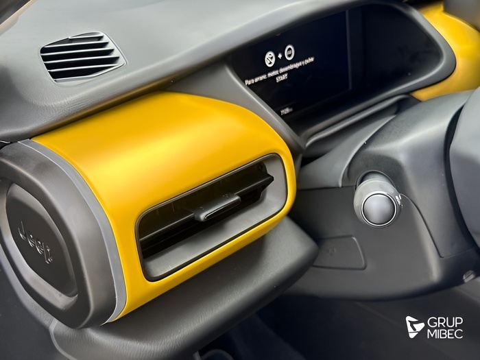 Jeep Avenger 1.2 G Summit 74 kW (100 CV) Vehículo usado en Lleida Jeep Avenger 1.2 G Summit 74 kW (100 CV) Vehículo usado en Lleida