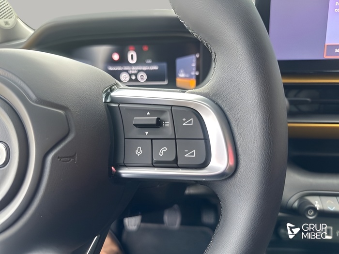 Jeep Avenger 1.2 G Summit 74 kW (100 CV) Vehículo usado en Lleida Jeep Avenger 1.2 G Summit 74 kW (100 CV) Vehículo usado en Lleida