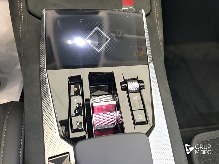 DS DS4 E-Tense 225 Performance Line 165 kW (225 CV) Vehículo usado en Lleida DS DS4 E-Tense 225 Performance Line 165 kW (225 CV) Vehículo usado en Lleida