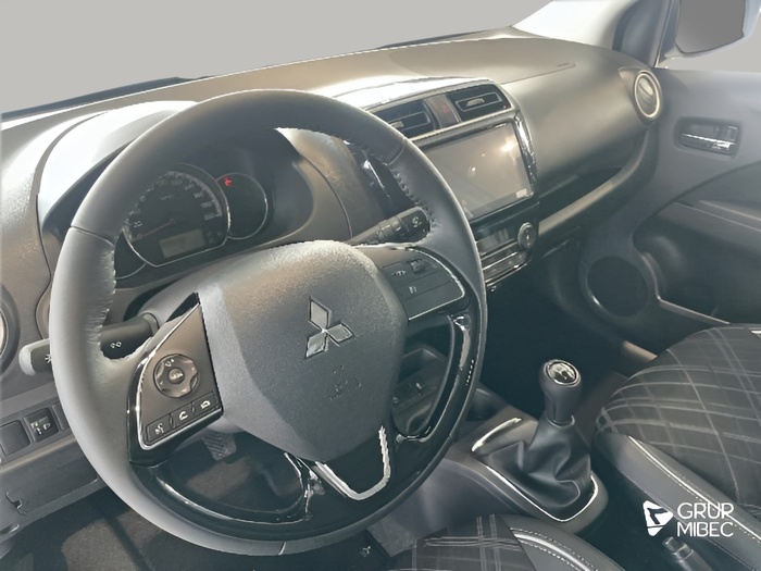 Mitsubishi Space Star 120 MPI Kaiteki 52 kW (71 CV) KM0 en Lleida Mitsubishi Space Star 120 MPI Kaiteki 52 kW (71 CV) KM0 en Lleida