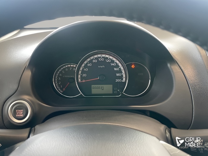 Mitsubishi Space Star 120 MPI Kaiteki 52 kW (71 CV) KM0 en Lleida Mitsubishi Space Star 120 MPI Kaiteki 52 kW (71 CV) KM0 en Lleida