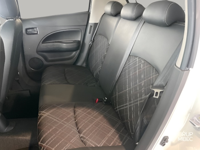 Mitsubishi Space Star 120 MPI Kaiteki 52 kW (71 CV) KM0 en Lleida Mitsubishi Space Star 120 MPI Kaiteki 52 kW (71 CV) KM0 en Lleida