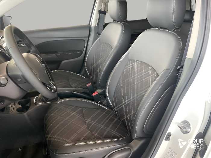 Mitsubishi Space Star 120 MPI Kaiteki 52 kW (71 CV) KM0 en Lleida Mitsubishi Space Star 120 MPI Kaiteki 52 kW (71 CV) KM0 en Lleida