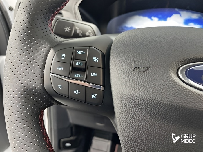 Ford Kuga 2.5 Duratec PHEV ST-Line X Auto 165 kW (225 CV) Vehículo usado en Lleida Ford Kuga 2.5 Duratec PHEV ST-Line X Auto 165 kW (225 CV) Vehículo usado en Lleida