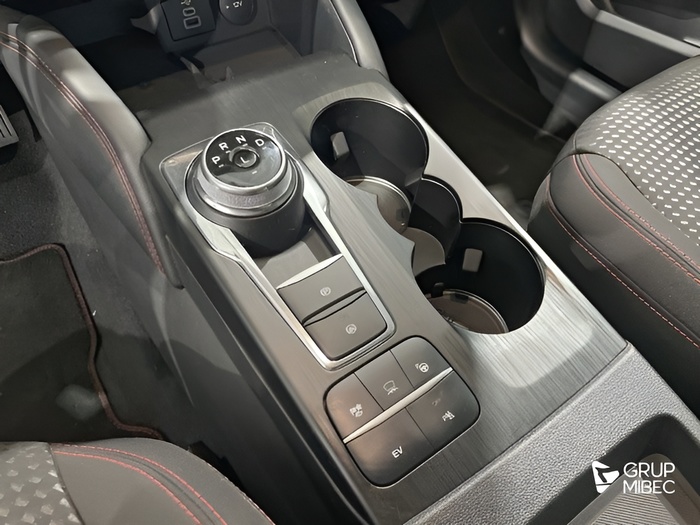 Ford Kuga 2.5 Duratec PHEV ST-Line Auto 165 kW (225 CV) Vehículo usado en Lleida Ford Kuga 2.5 Duratec PHEV ST-Line Auto 165 kW (225 CV) Vehículo usado en Lleida