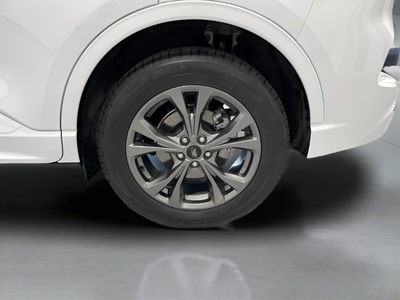 Ford Kuga 2.5 Duratec PHEV ST-Line X Auto 165 kW (225 CV) 13 Ford Kuga 2.5 Duratec PHEV ST-Line X Auto 165 kW (225 CV) 13