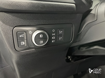 Ford Kuga 2.5 Duratec PHEV ST-Line X Auto 165 kW (225 CV) 19 Ford Kuga 2.5 Duratec PHEV ST-Line X Auto 165 kW (225 CV) 19