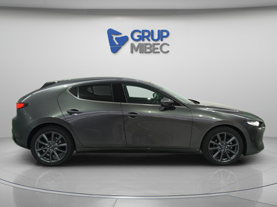 Mazda Mazda 3 2.5 E-SKYACTIV-G MHEV Exclusive-Line 103 kW (140 CV) 16 Mazda Mazda 3 2.5 E-SKYACTIV-G MHEV Exclusive-Line 103 kW (140 CV) 16