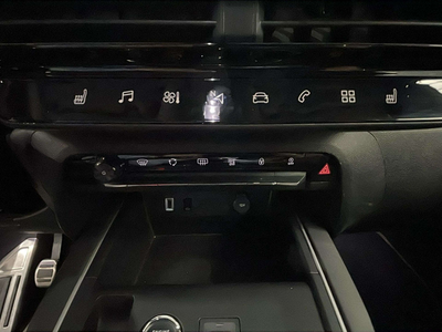 Citroen C5 Aircross PureTech 130 S&S Feel 96 kW (131 CV) 14 Citroen C5 Aircross PureTech 130 S&S Feel 96 kW (131 CV) 14