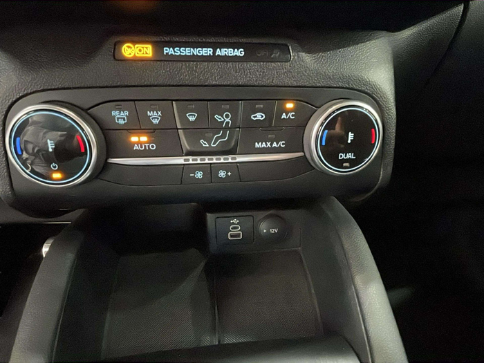 Ford Kuga 2.5 Duratec PHEV ST-Line X Auto 165 kW (225 CV) 16 Ford Kuga 2.5 Duratec PHEV ST-Line X Auto 165 kW (225 CV) 16