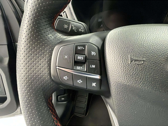 Ford Kuga 2.5 Duratec PHEV ST-Line X Auto 165 kW (225 CV) 14 Ford Kuga 2.5 Duratec PHEV ST-Line X Auto 165 kW (225 CV) 14