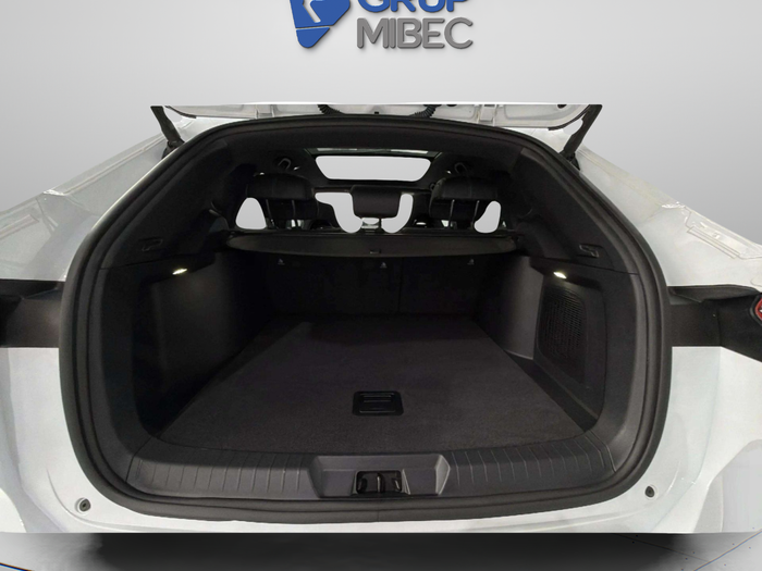 BYD Seal U DM-i Comfort 160 kW (218 CV) 20 BYD Seal U DM-i Comfort 160 kW (218 CV) 20