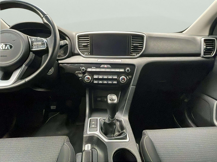 Kia Sportage 1.6 CRDi MHEV Drive Plus 4x2 100 kW (136 CV) 8 Kia Sportage 1.6 CRDi MHEV Drive Plus 4x2 100 kW (136 CV) 8