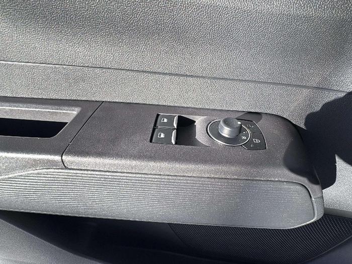 Ford Transit Courier Furgon BEV 54kWh Trend Auto 100 kW (136 CV) KM0 en Lleida Ford Transit Courier Furgon BEV 54kWh Trend Auto 100 kW (136 CV) KM0 en Lleida