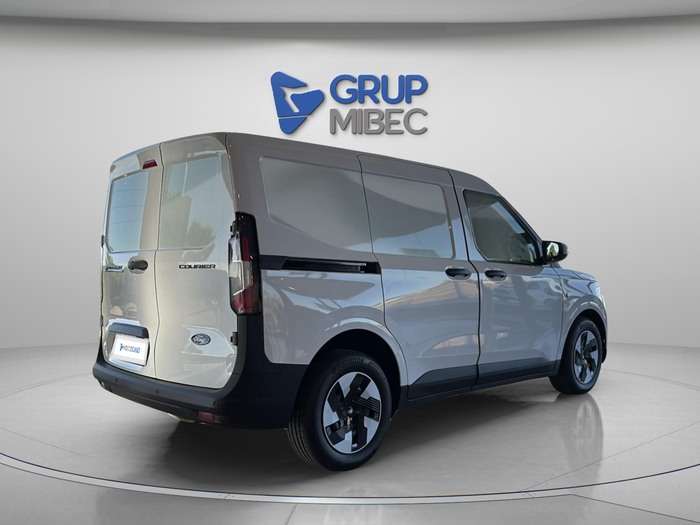 Ford Transit Courier Furgon BEV 54kWh Trend Auto 100 kW (136 CV) KM0 en Lleida Ford Transit Courier Furgon BEV 54kWh Trend Auto 100 kW (136 CV) KM0 en Lleida