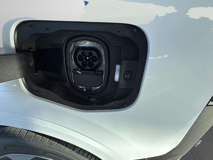 Ford Transit Courier Furgon BEV 54kWh Trend Auto 100 kW (136 CV) KM0 en Lleida Ford Transit Courier Furgon BEV 54kWh Trend Auto 100 kW (136 CV) KM0 en Lleida