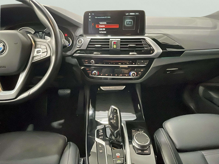 BMW X3 xDrive20d 140 kW (190 CV) 8 BMW X3 xDrive20d 140 kW (190 CV) 8