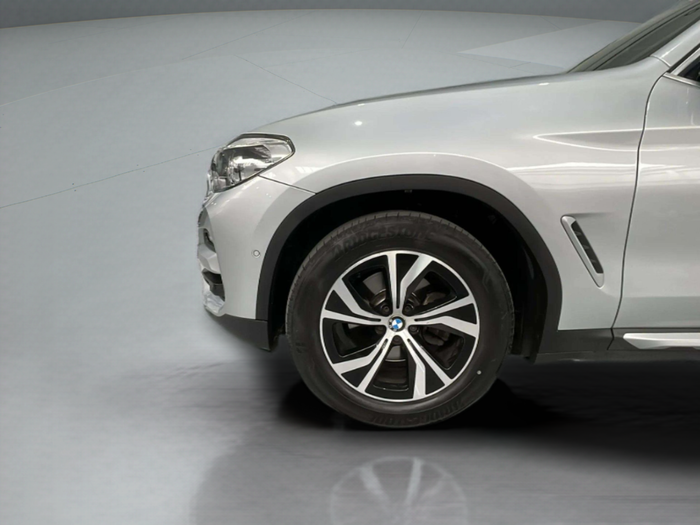 BMW X3 xDrive20d 140 kW (190 CV) 6 BMW X3 xDrive20d 140 kW (190 CV) 6