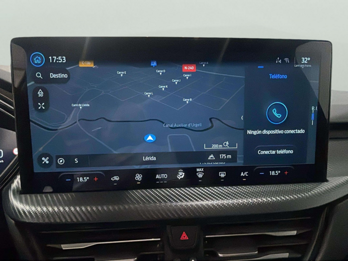 Ford Kuga 2.5 Duratec PHEV ST-Line X Auto 178 kW (243 CV) 17 Ford Kuga 2.5 Duratec PHEV ST-Line X Auto 178 kW (243 CV) 17