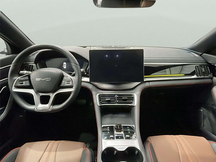 BYD Seal U DM-i Comfort 160 kW (218 CV) Vehículo usado en Lleida BYD Seal U DM-i Comfort 160 kW (218 CV) Vehículo usado en Lleida