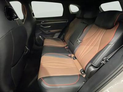 BYD Seal U DM-i Comfort 160 kW (218 CV) 9 BYD Seal U DM-i Comfort 160 kW (218 CV) 9