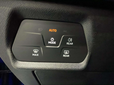 SEAT León 1.0 TSI S&S Style XL Vision 81 kW (110 CV) 13 SEAT León 1.0 TSI S&S Style XL Vision 81 kW (110 CV) 13