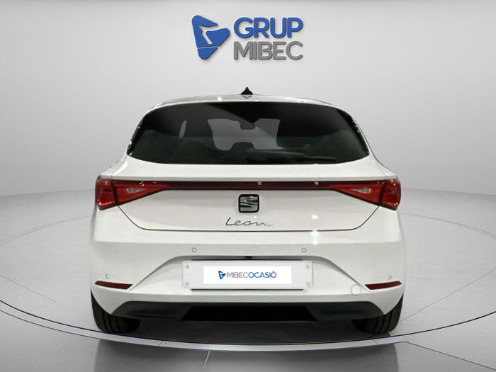 SEAT León 1.0 eTSI S&S Style 25 Aniversario DSG-7 81 kW (110 CV) Vehículo usado en Lleida SEAT León 1.0 eTSI S&S Style 25 Aniversario DSG-7 81 kW (110 CV) Vehículo usado en Lleida