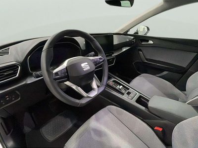 SEAT León 1.0 eTSI S&S Style 25 Aniversario DSG-7 81 kW (110 CV) 11 SEAT León 1.0 eTSI S&S Style 25 Aniversario DSG-7 81 kW (110 CV) 11