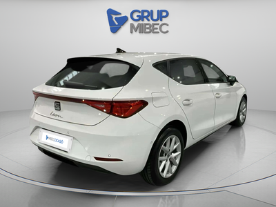 SEAT León 1.0 eTSI S&S Style 25 Aniversario DSG-7 81 kW (110 CV) 4 SEAT León 1.0 eTSI S&S Style 25 Aniversario DSG-7 81 kW (110 CV) 4