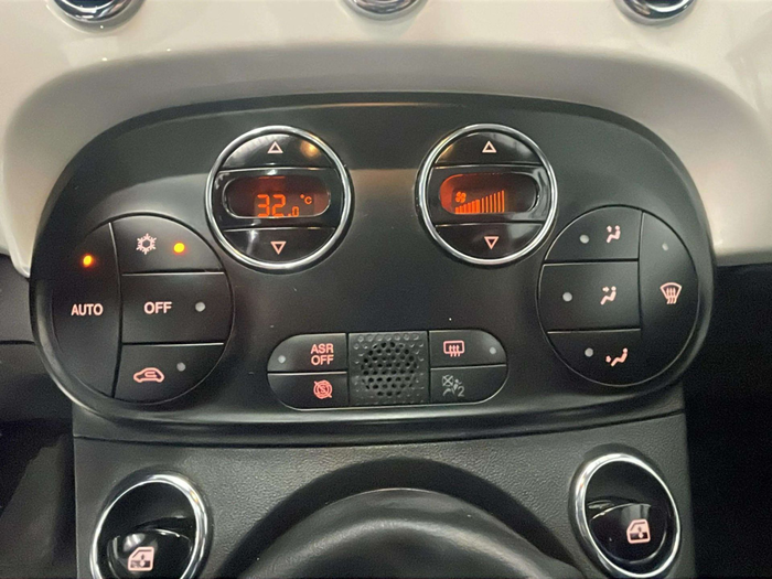 Fiat 500 1.0 Hybrid Dolcevita 51 kW (70 CV) Vehículo usado en Lleida Fiat 500 1.0 Hybrid Dolcevita 51 kW (70 CV) Vehículo usado en Lleida