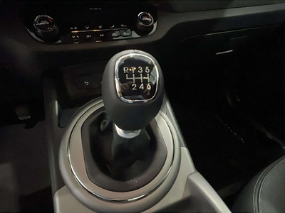 Kia Sportage 1.7 CRDI VGT Drive 4x2 85 kW (115 CV) 15 Kia Sportage 1.7 CRDI VGT Drive 4x2 85 kW (115 CV) 15