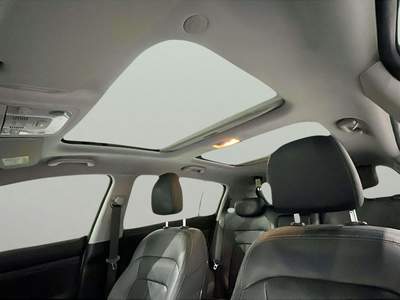 Kia Sportage 1.7 CRDI VGT Drive 4x2 85 kW (115 CV) 20 Kia Sportage 1.7 CRDI VGT Drive 4x2 85 kW (115 CV) 20