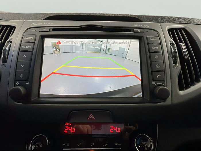 Kia Sportage 1.7 CRDI VGT Drive 4x2 85 kW (115 CV) Vehículo usado en Lleida Kia Sportage 1.7 CRDI VGT Drive 4x2 85 kW (115 CV) Vehículo usado en Lleida