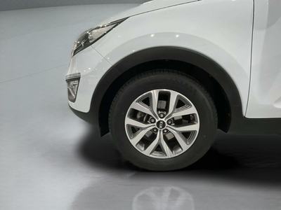 Kia Sportage 1.7 CRDI VGT Drive 4x2 85 kW (115 CV) 6 Kia Sportage 1.7 CRDI VGT Drive 4x2 85 kW (115 CV) 6