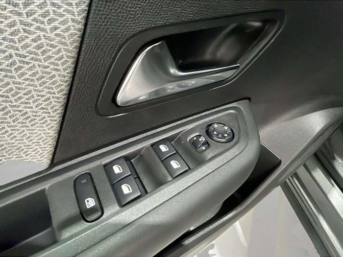 Citroen C4 BlueHDi 110 S&S Feel Pack 81 kW (110 CV) Vehículo usado en Lleida Citroen C4 BlueHDi 110 S&S Feel Pack 81 kW (110 CV) Vehículo usado en Lleida