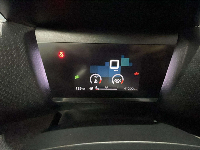 Citroen C4 BlueHDi 110 S&S Feel Pack 81 kW (110 CV) Vehículo usado en Lleida Citroen C4 BlueHDi 110 S&S Feel Pack 81 kW (110 CV) Vehículo usado en Lleida