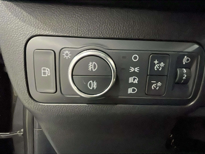 Ford Kuga 2.5 Duratec PHEV ST-Line Auto 165 kW (225 CV) 13 Ford Kuga 2.5 Duratec PHEV ST-Line Auto 165 kW (225 CV) 13