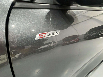 Ford Kuga 2.5 Duratec PHEV ST-Line Auto 165 kW (225 CV) 20 Ford Kuga 2.5 Duratec PHEV ST-Line Auto 165 kW (225 CV) 20