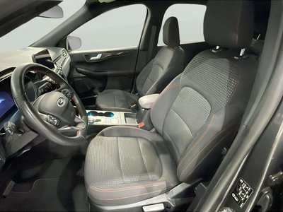 Ford Kuga 2.5 Duratec PHEV ST-Line Auto 165 kW (225 CV) 10 Ford Kuga 2.5 Duratec PHEV ST-Line Auto 165 kW (225 CV) 10