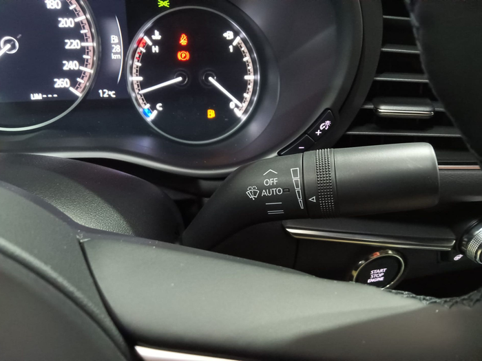 Mazda Mazda 3 2.5 E-SKYACTIV-G MHEV Exclusive-Line 103 kW (140 CV) KM0 en Lleida Mazda Mazda 3 2.5 E-SKYACTIV-G MHEV Exclusive-Line 103 kW (140 CV) KM0 en Lleida