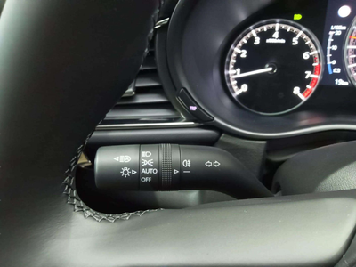 Mazda CX-30 e-Skyactive G MHEV Centre-Line AT 103 kW (140 CV) 13 Mazda CX-30 e-Skyactive G MHEV Centre-Line AT 103 kW (140 CV) 13