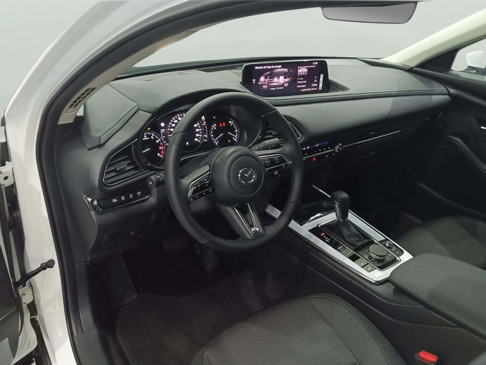 Mazda CX-30 e-Skyactive G MHEV Centre-Line AT 103 kW (140 CV) KM0 en Lleida Mazda CX-30 e-Skyactive G MHEV Centre-Line AT 103 kW (140 CV) KM0 en Lleida